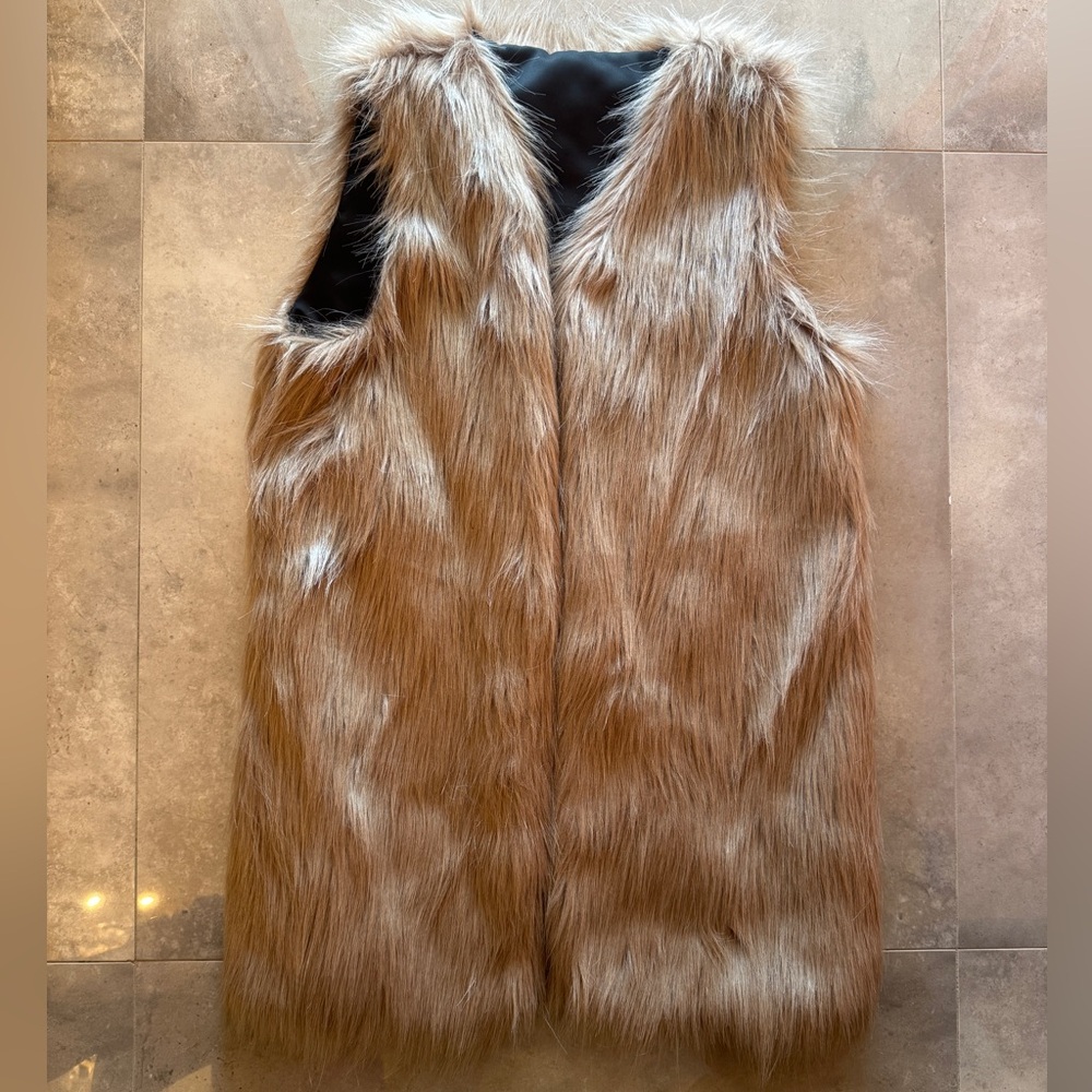 Chic Wish Faux Fur Vest | XS